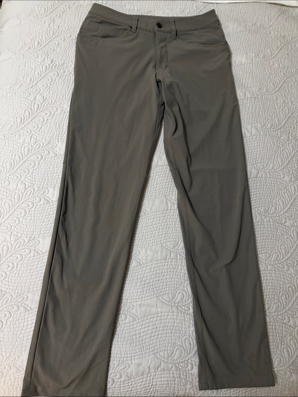 Women’s golf stretch lululemon Gray Performance Pants 29
